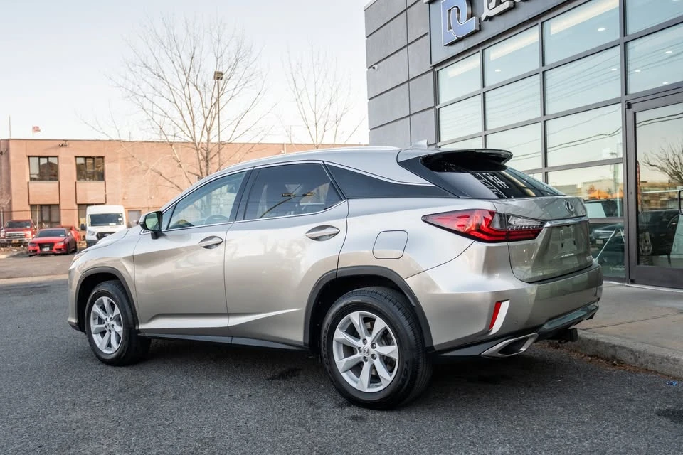 2017 Lexus RX 4th Gen - Image 6 of 7