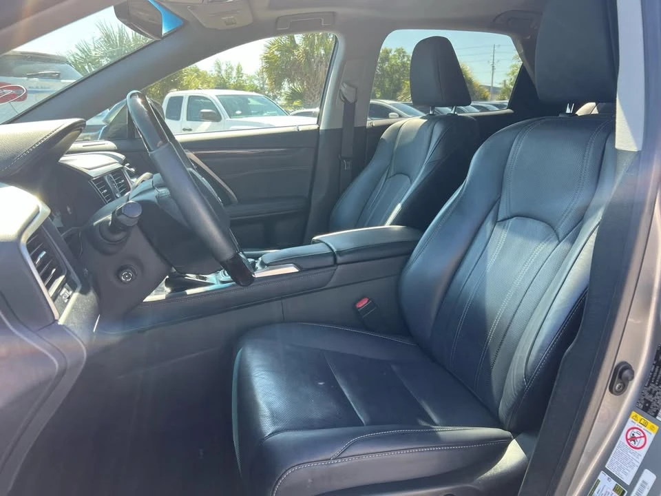 2017 Lexus RX 4th Gen - Image 10 of 18