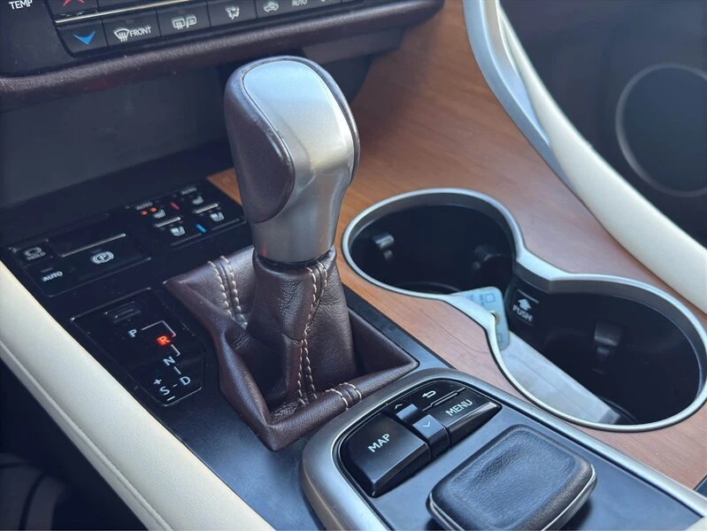 2017 Lexus RX 4th Gen - Image 6 of 13