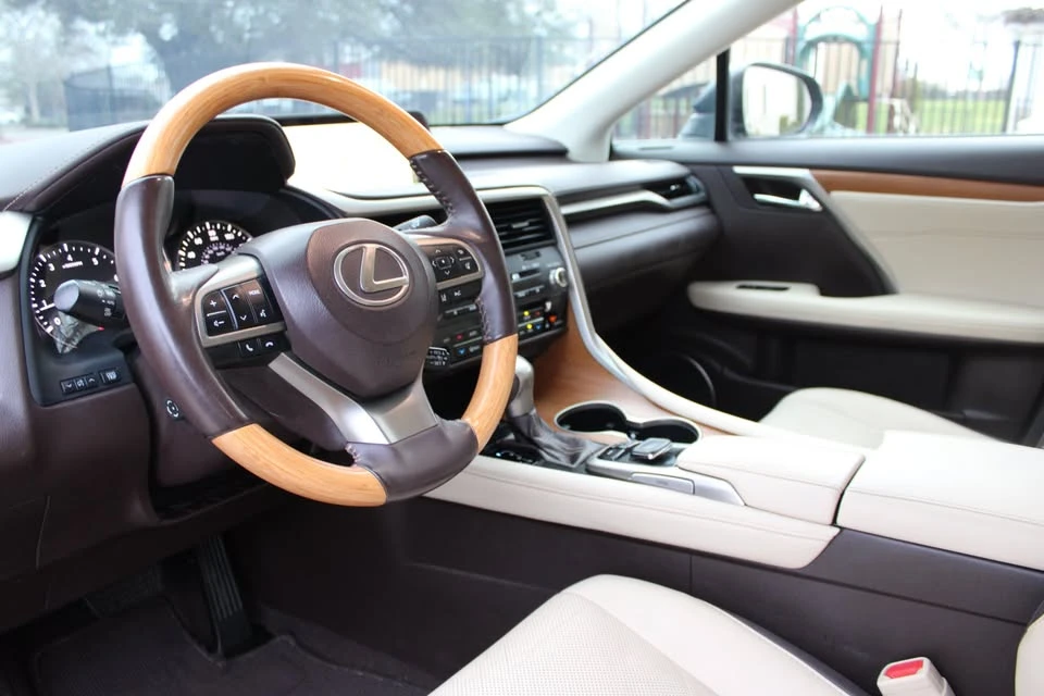 2017 Lexus RX 4th Gen - Image 10 of 20