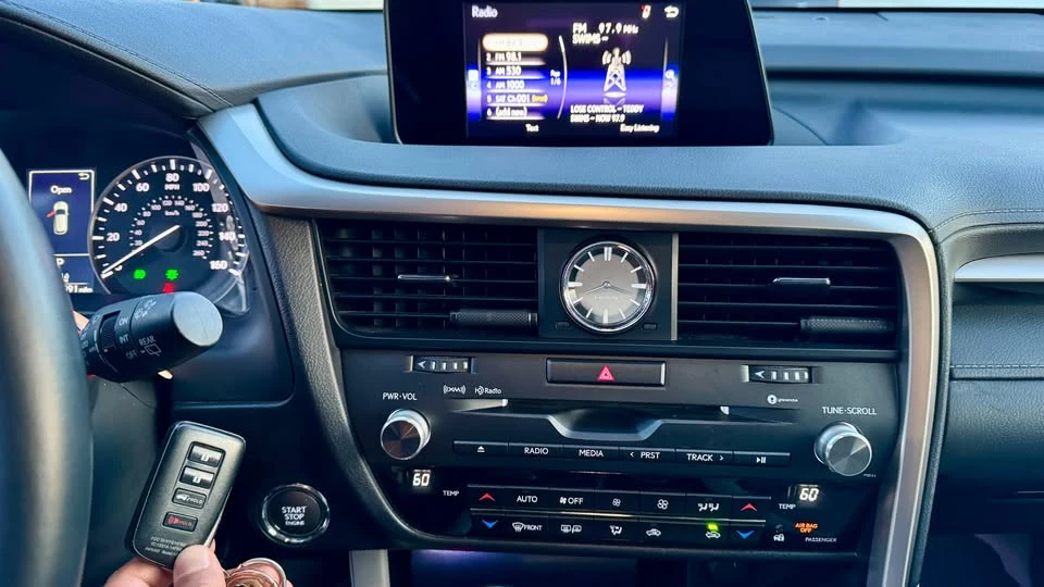 2017 Lexus RX 4th Gen - Image 11 of 20
