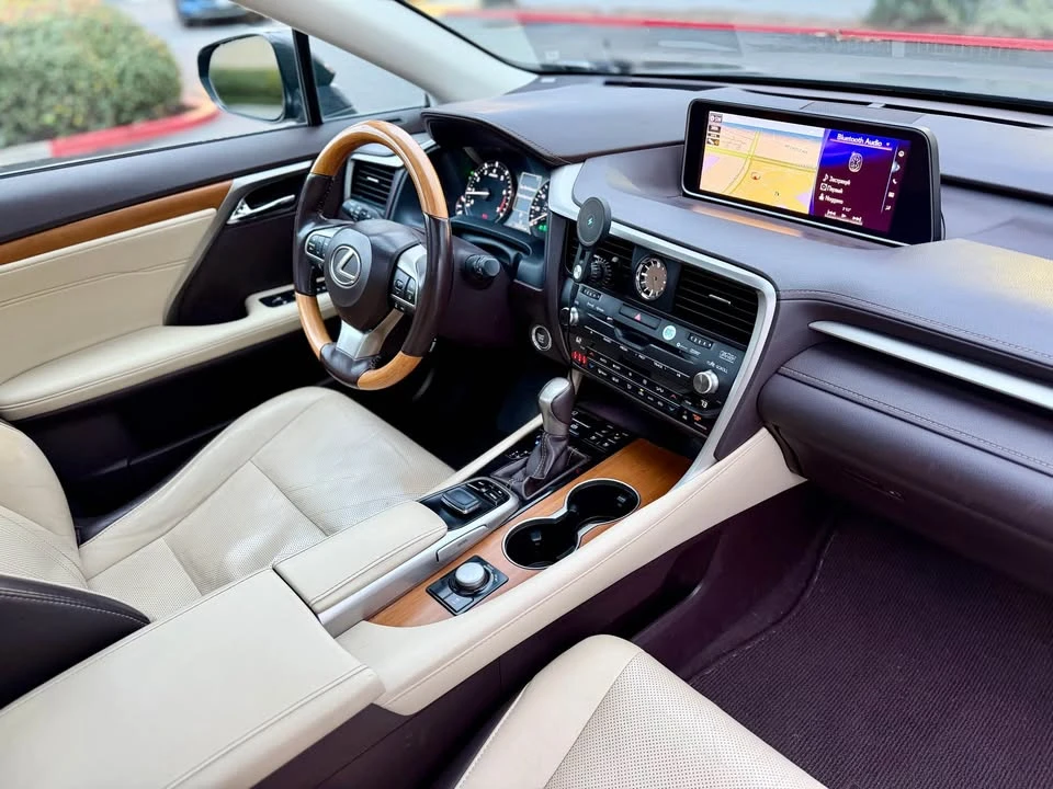 2017 Lexus RX 4th Gen - Image 13 of 16