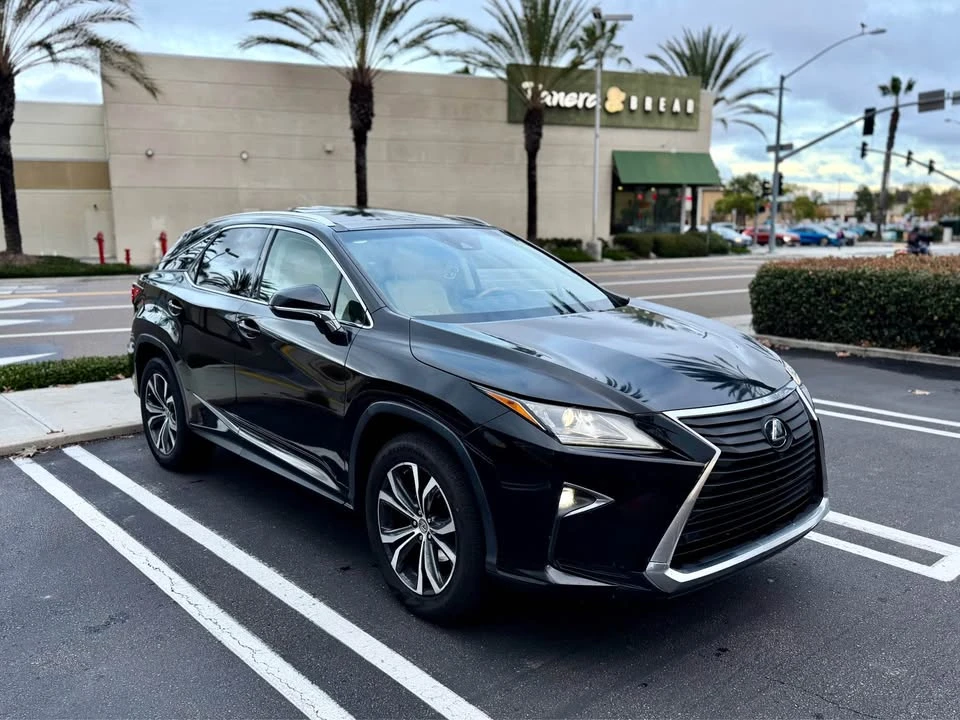 2017 Lexus RX 4th Gen - Image 5 of 16