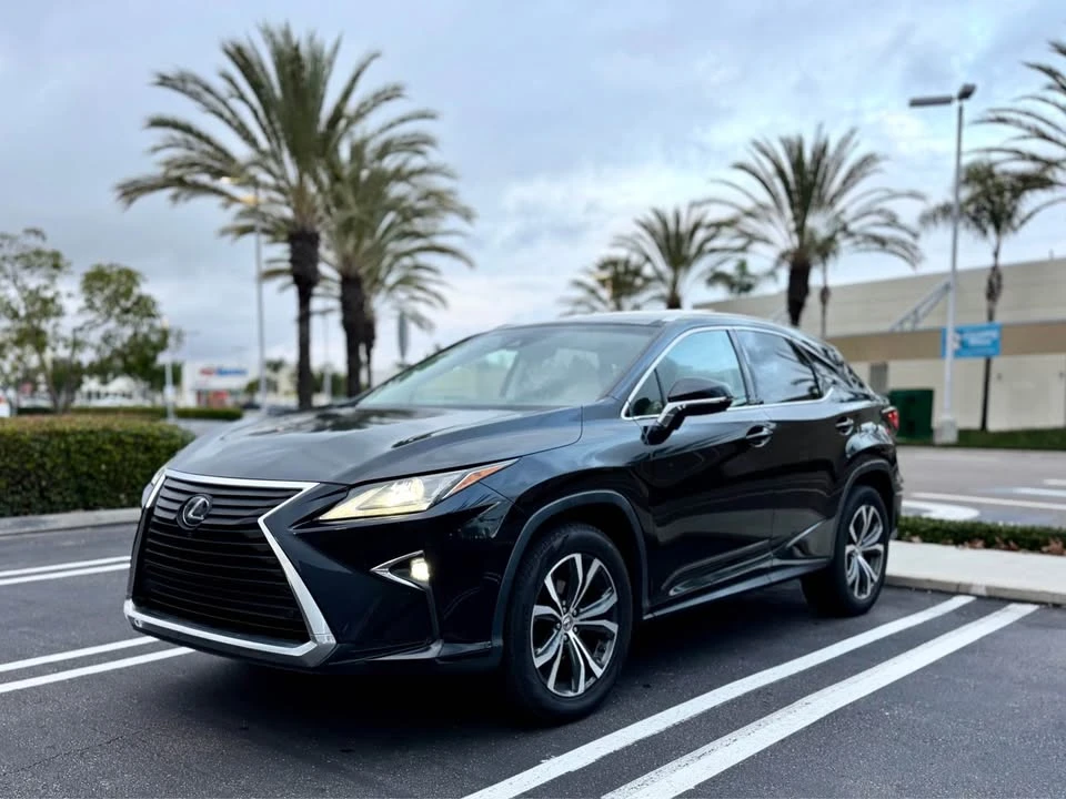 2017 Lexus RX 4th Gen - Image 7 of 16
