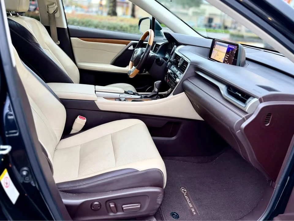 2017 Lexus RX 4th Gen - Image 12 of 16