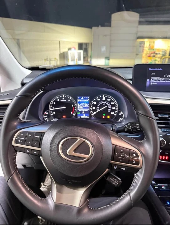 2017 Lexus RX 4th Gen - Image 9 of 16