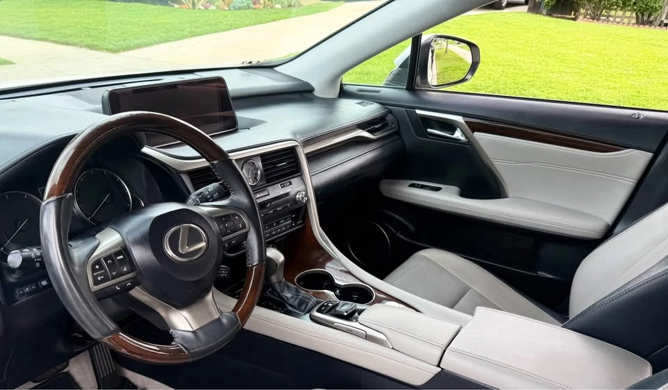 2017 Lexus RX 4th Gen - Image 9 of 15