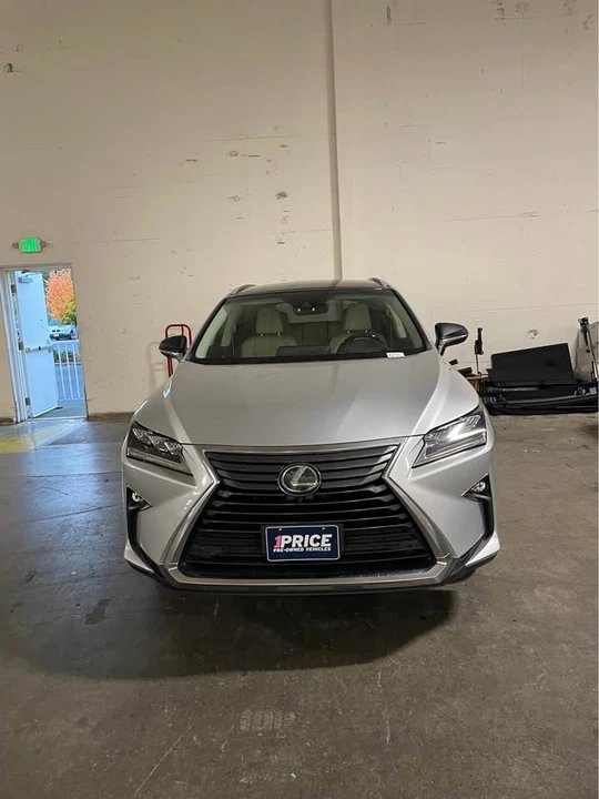 2017 Lexus RX 4th Gen - Image 2 of 2