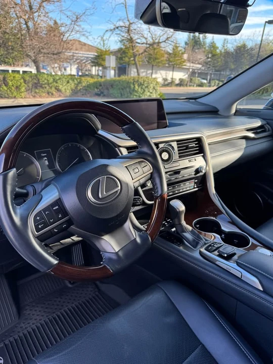2017 Lexus RX 4th Gen - Image 8 of 10