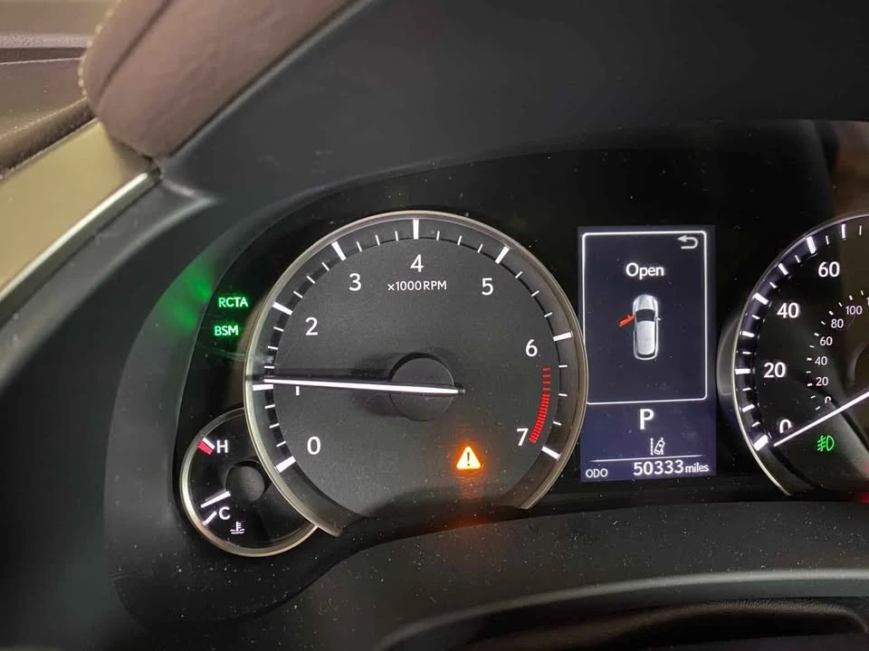 2017 Lexus RX 4th Gen - Image 14 of 16