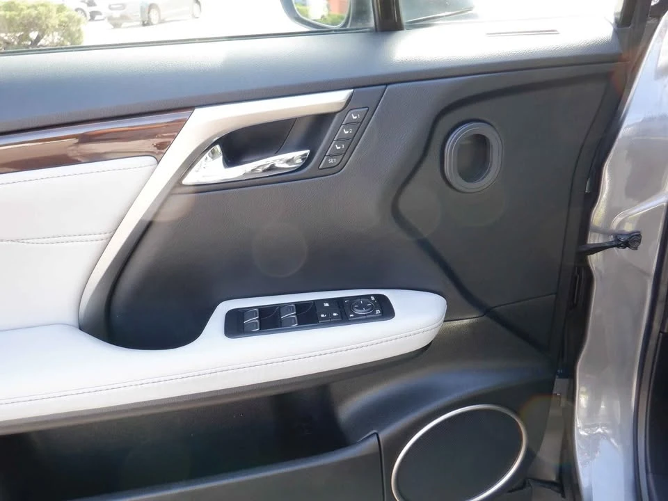 2017 Lexus RX 4th Gen - Image 10 of 13