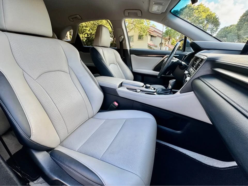 2017 Lexus RX 4th Gen - Image 9 of 13