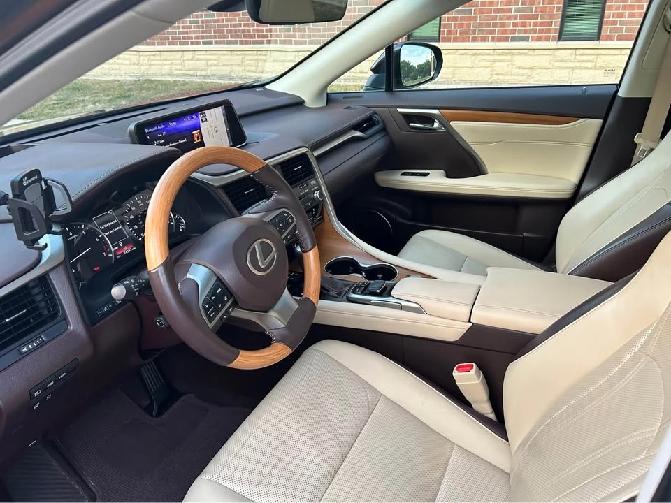 2017 Lexus RX 4th Gen - Image 6 of 12