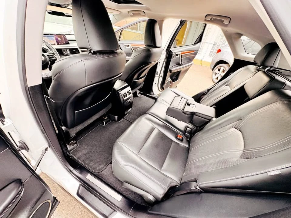 2017 Lexus RX 4th Gen - Image 15 of 20