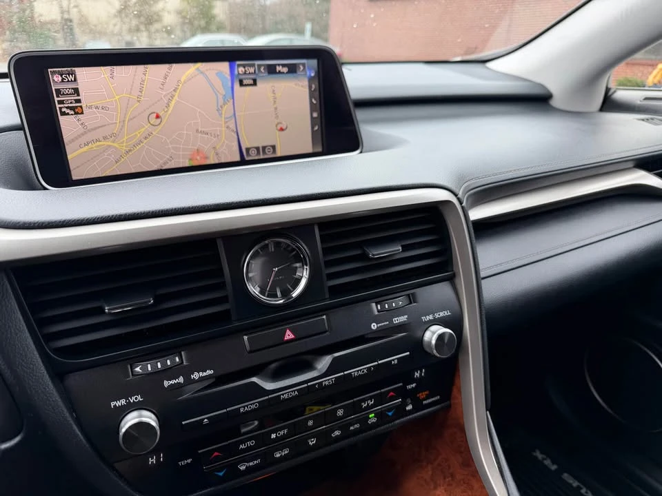 2017 Lexus RX 4th Gen - Image 12 of 19