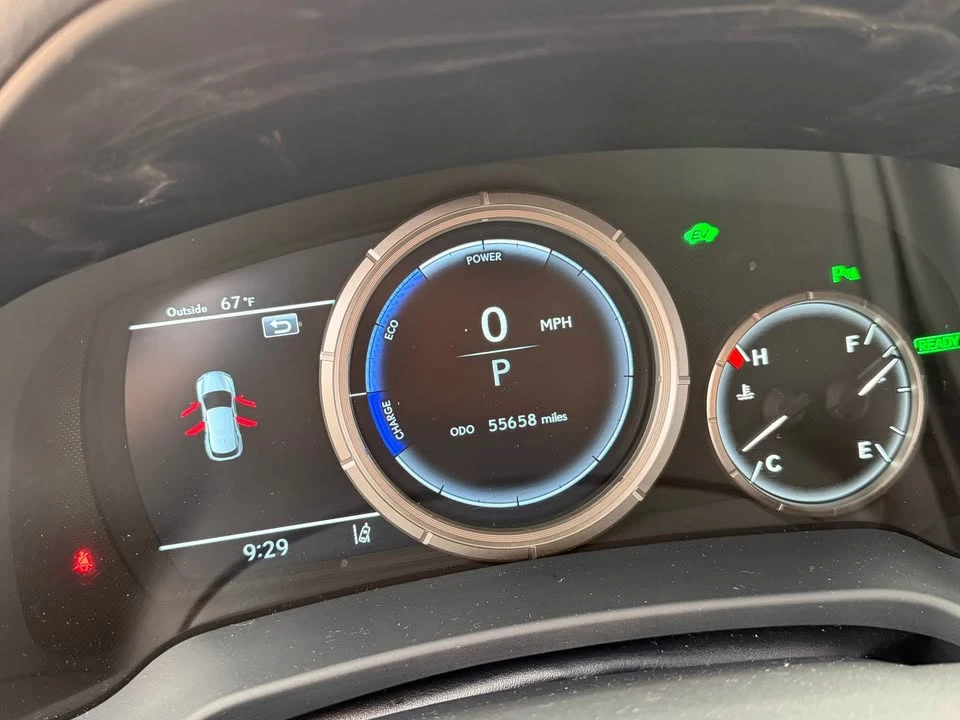 2017 Lexus RX 4th Gen - Image 4 of 9