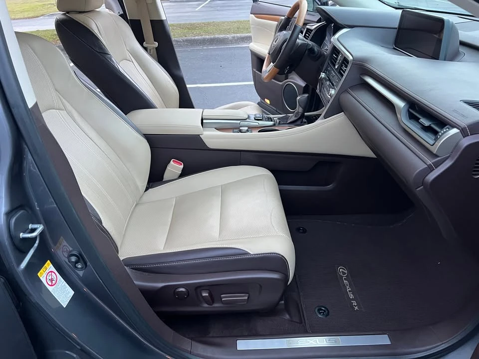 2017 Lexus RX 4th Gen - Image 11 of 20