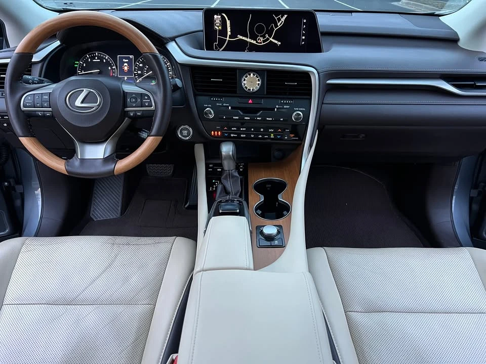 2017 Lexus RX 4th Gen - Image 16 of 20