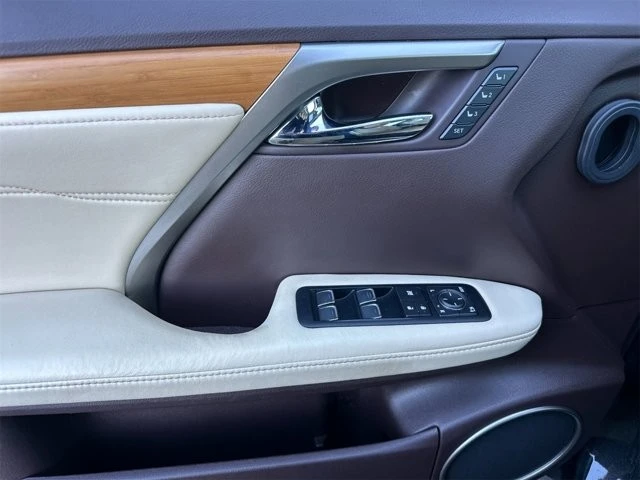 2017 Lexus RX 4th Gen - Image 11 of 12