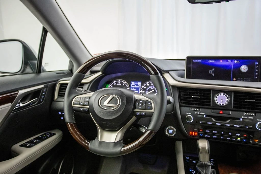 2017 Lexus RX 4th Gen - Image 4 of 12