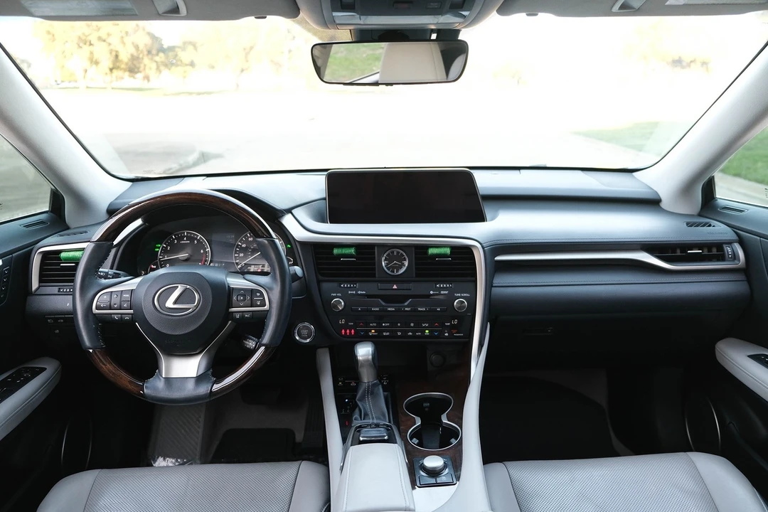 2017 Lexus RX 4th Gen - Image 25 of 31