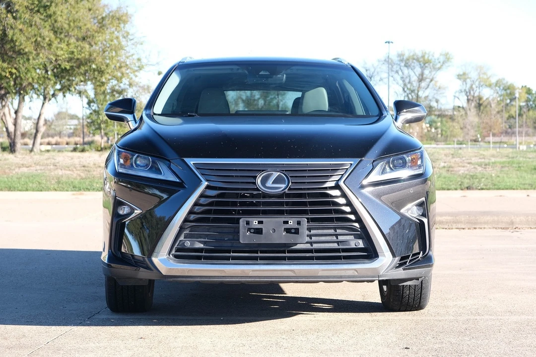 2017 Lexus RC - Image 3 of 21