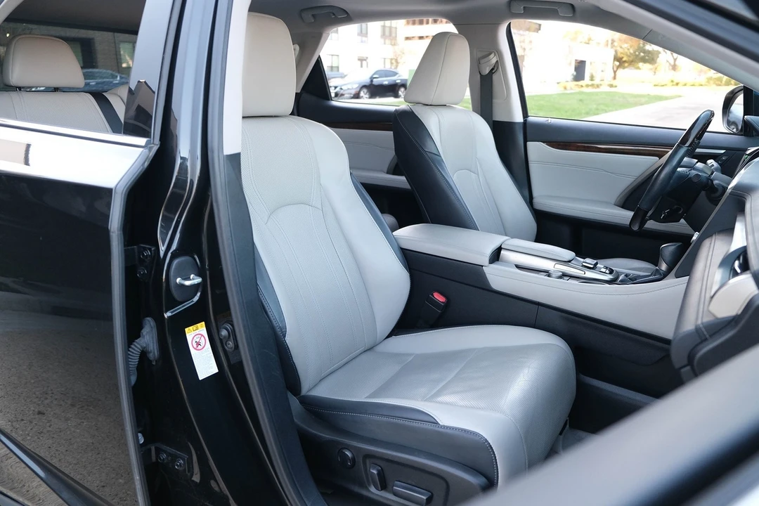 2017 Lexus RX 4th Gen - Image 24 of 31