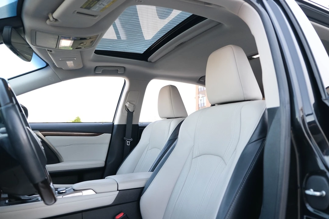 2017 Lexus RX 4th Gen - Image 14 of 31