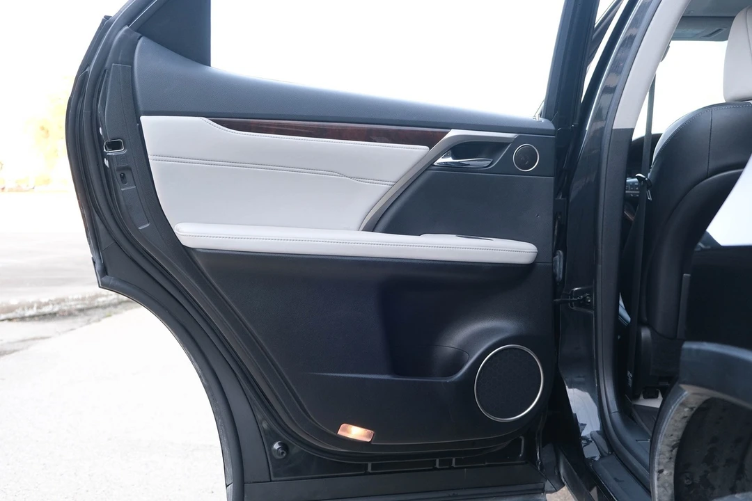 2017 Lexus RX 4th Gen - Image 16 of 31