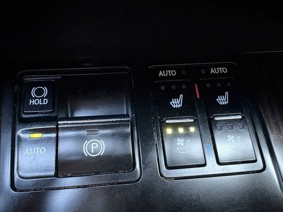 2017 Lexus RX 4th Gen - Image 14 of 21