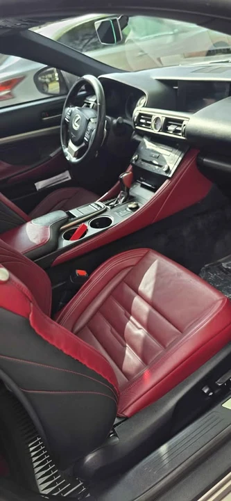 2017 Lexus RC - Image 12 of 15