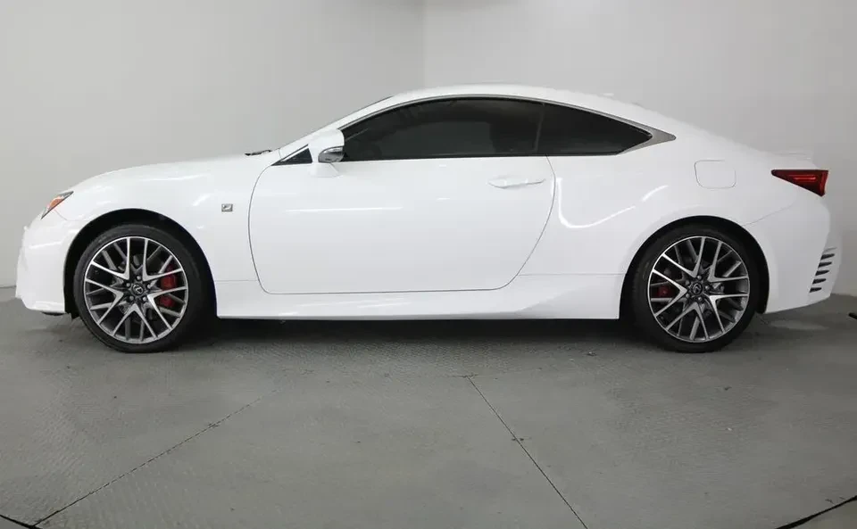 2017 Lexus RC - Image 3 of 17