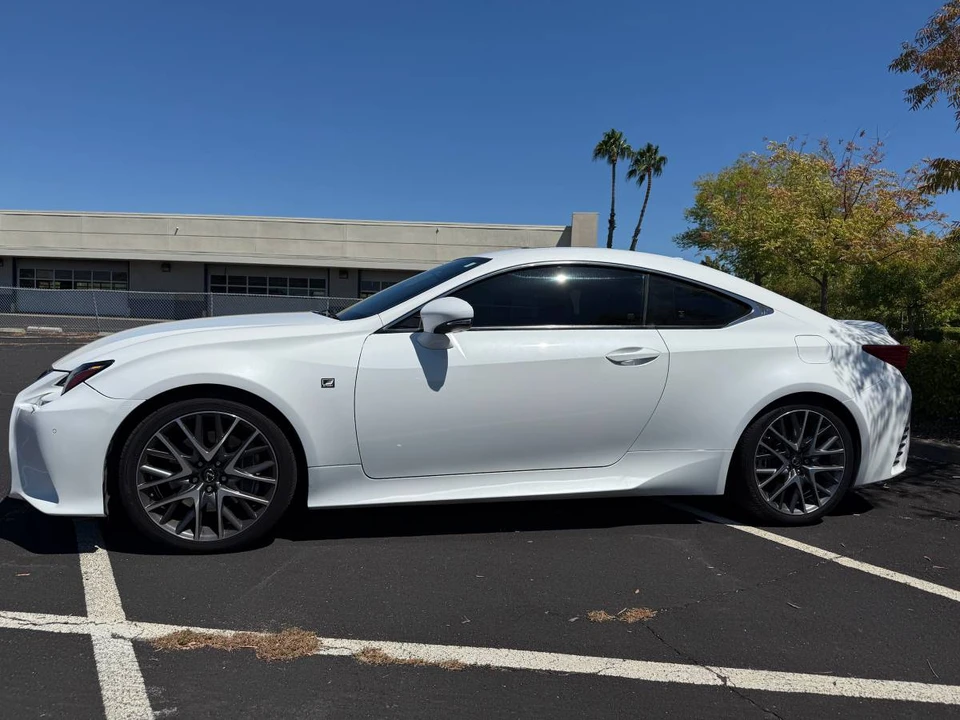 2017 Lexus RC F - Image 4 of 16