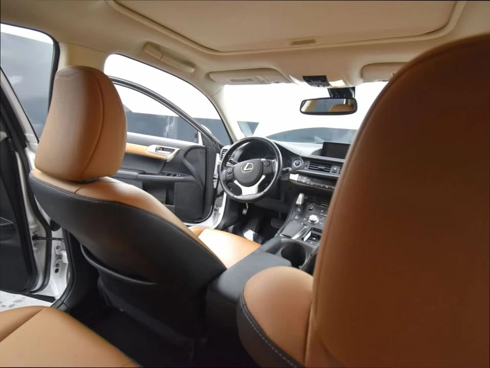 2017 Lexus CT - Image 20 of 20