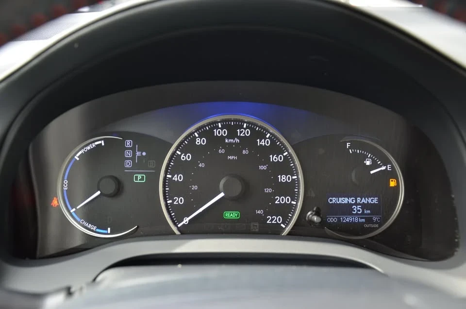 2017 Lexus CT - Image 14 of 16