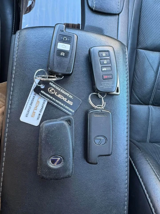 2017 Lexus ES 6th Gen - Image 20 of 20