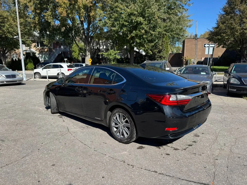 2017 Lexus ES 6th Gen - Image 6 of 20