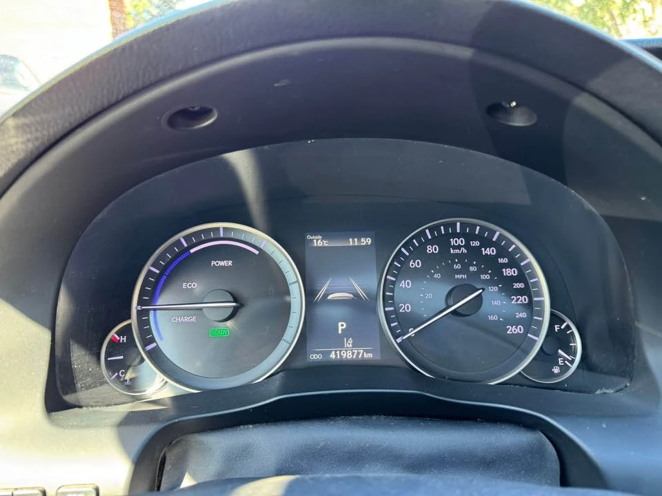 2017 Lexus ES 6th Gen - Image 10 of 19