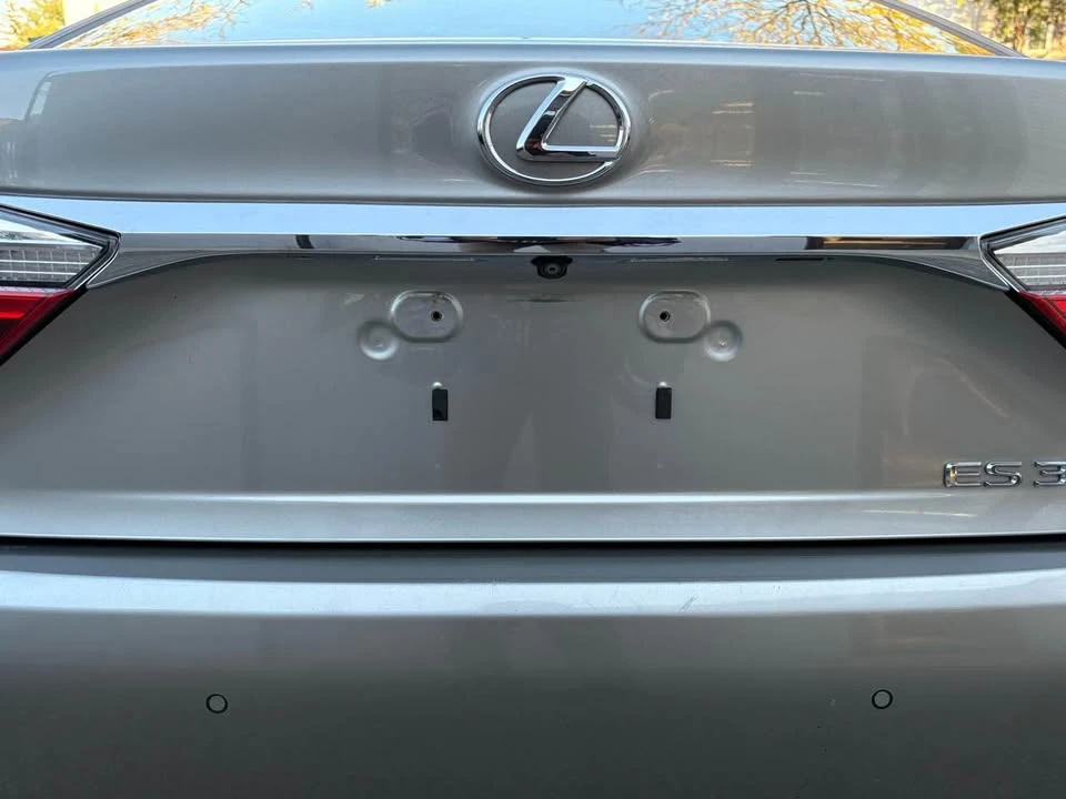 2017 Lexus ES 6th Gen - Image 7 of 18