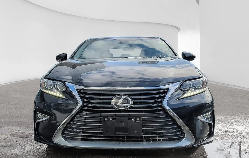 2017 Lexus ES 6th Gen - Image 2 of 3