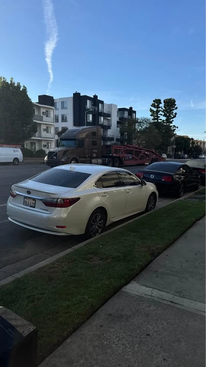 2017 Lexus ES 6th Gen - Image 6 of 20