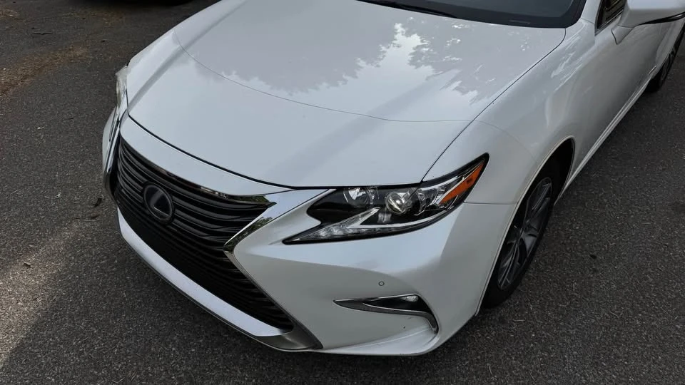 2017 Lexus ES 6th Gen - Image 15 of 20