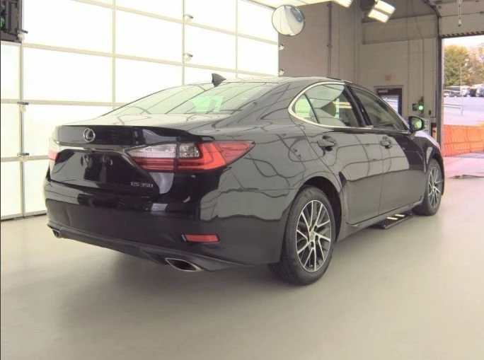 2017 Lexus ES 6th Gen - Image 4 of 11