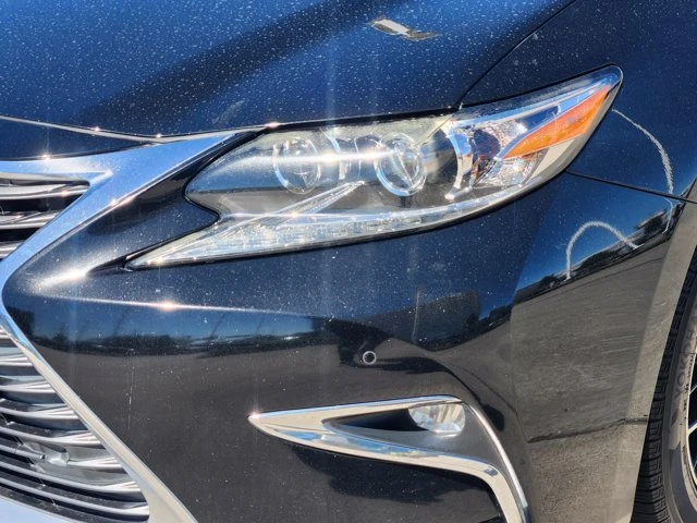 2017 Lexus ES 6th Gen - Image 8 of 20