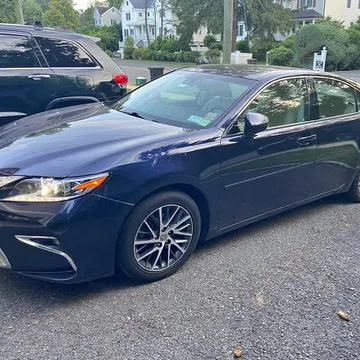 2017 Lexus ES350