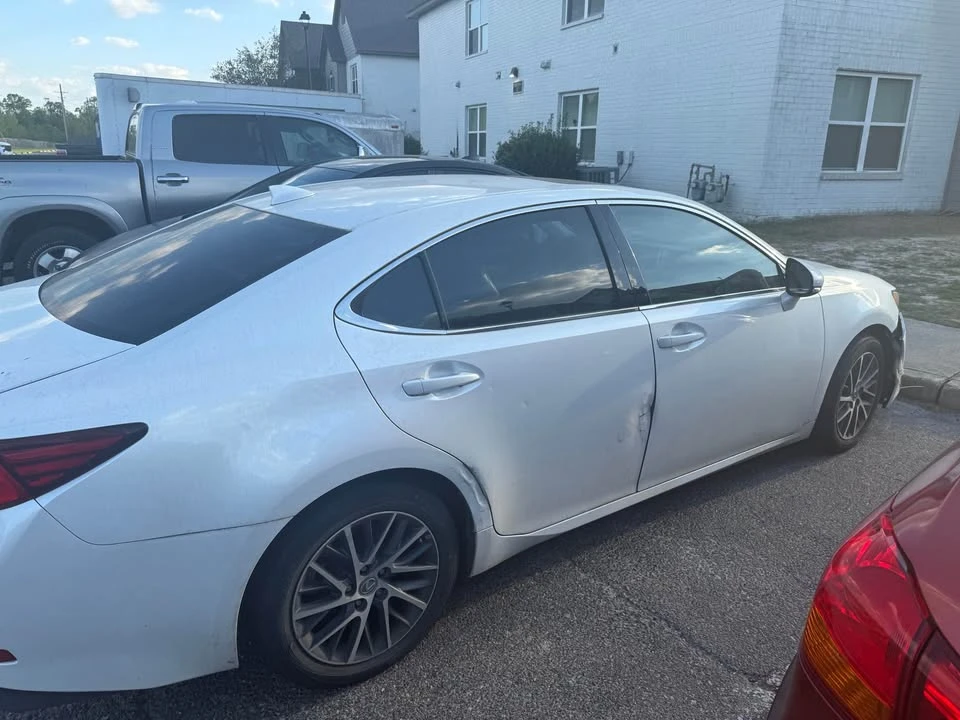 2017 Lexus ES 6th Gen - Image 6 of 8