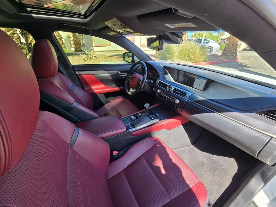 2017 Lexus GS 4th Gen - Image 12 of 17