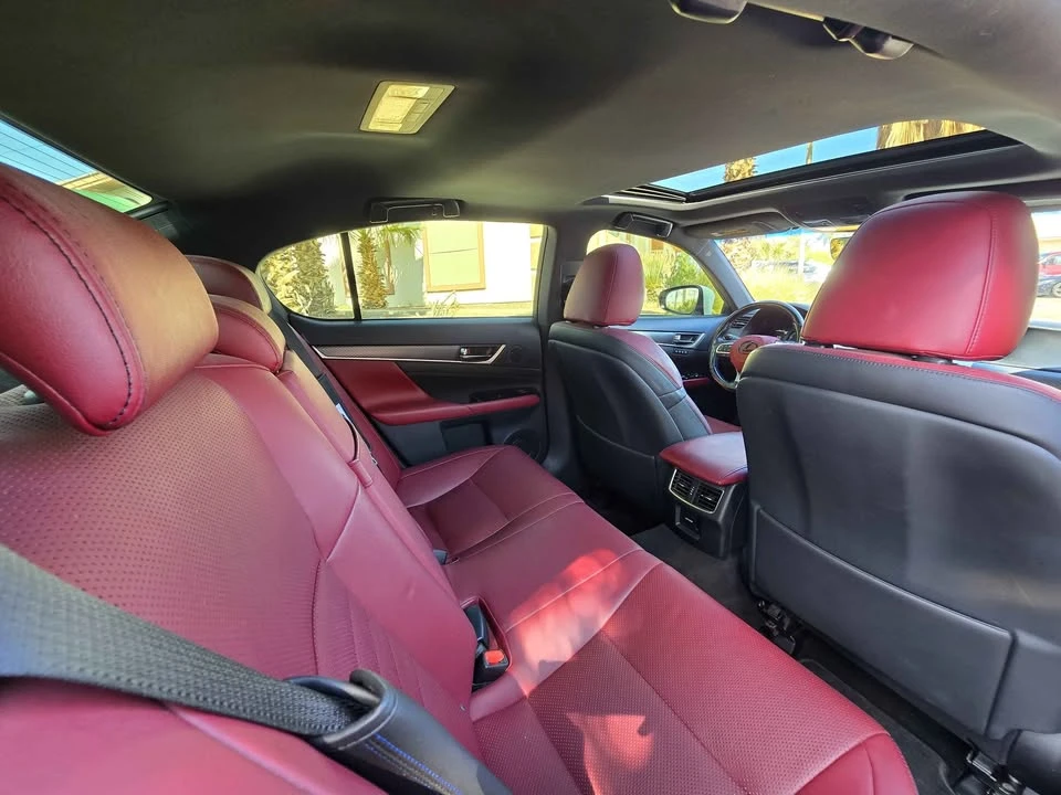 2017 Lexus GS 4th Gen - Image 15 of 17