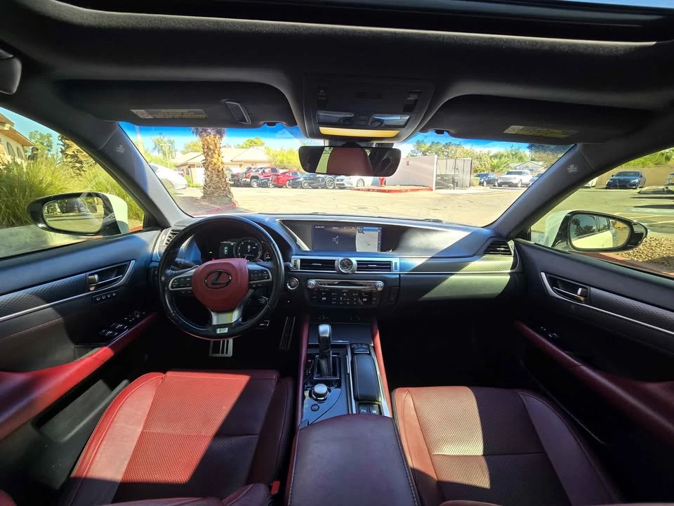 2017 Lexus GS 4th Gen - Image 11 of 17