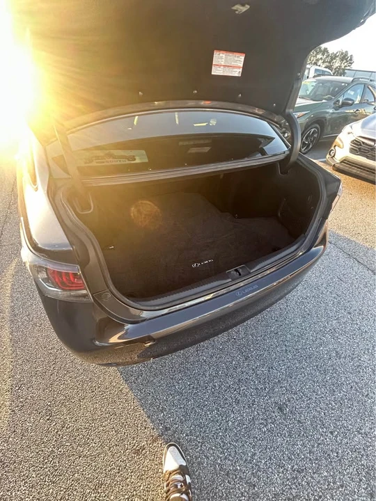 2017 Lexus GS 4th Gen - Image 5 of 7
